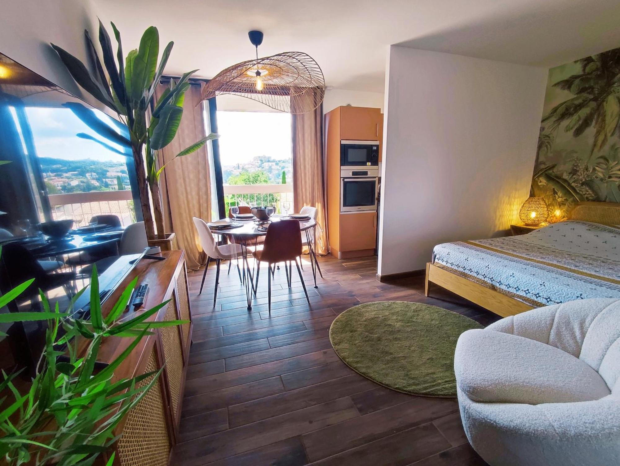 L'oasis Du Chateau ! 